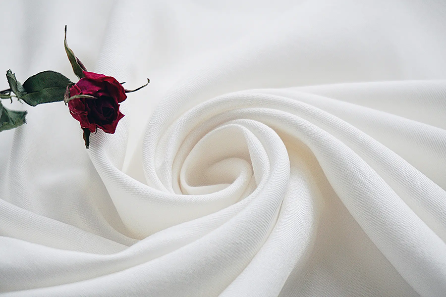 Kushandiswa kwePUR Hot Melt Adhesive: Textile